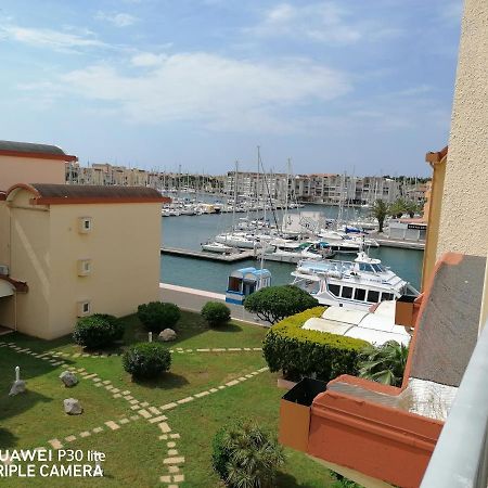 Sur Le Port, Studio Avec Vue Sur La Marina Lägenhet Gruissan Exteriör bild