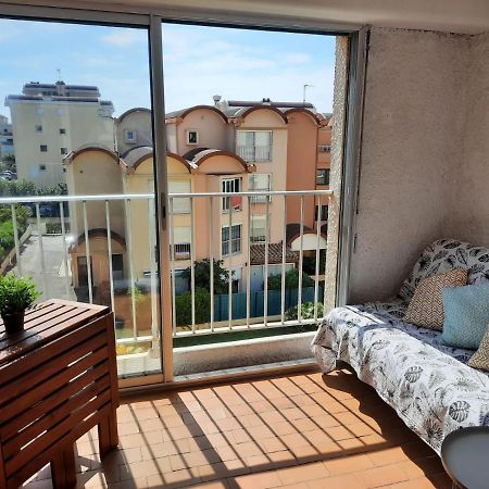Sur Le Port, Studio Avec Vue Sur La Marina Lägenhet Gruissan Exteriör bild