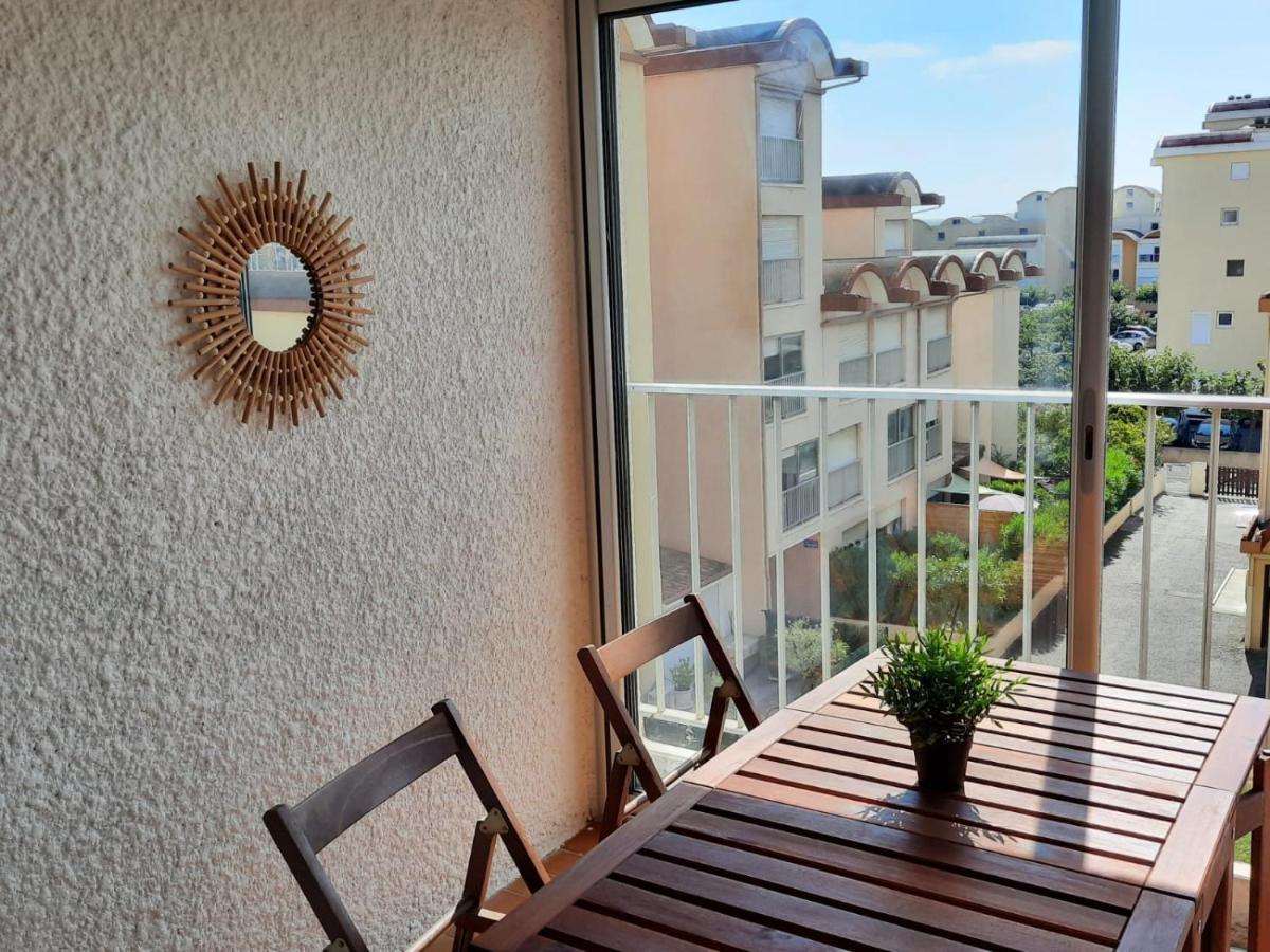Sur Le Port, Studio Avec Vue Sur La Marina Lägenhet Gruissan Exteriör bild